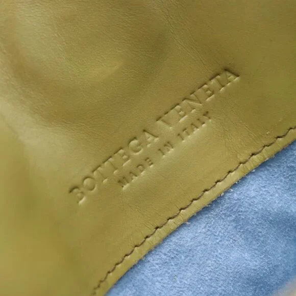 Authentic Bottega Veneta Flat Shoulder Bag - Golden Metallic Intrecciato Leather - Picture 7 of 16